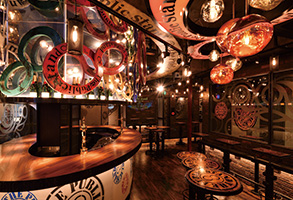 Public stand 池袋西口ロマンス通り店